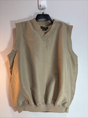 Dry Creek Sleeveless V-Neck Golf Vest  - Tan. 0017